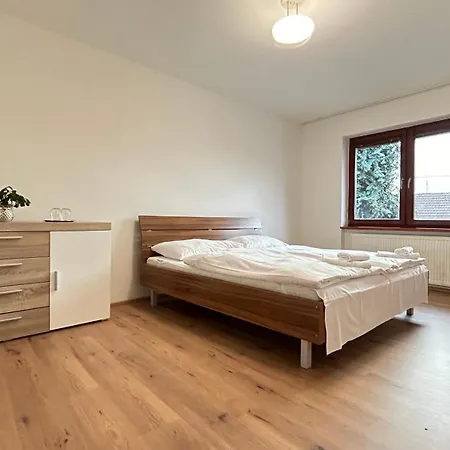 Pod Zamkem Apartment Slavkov u Brna